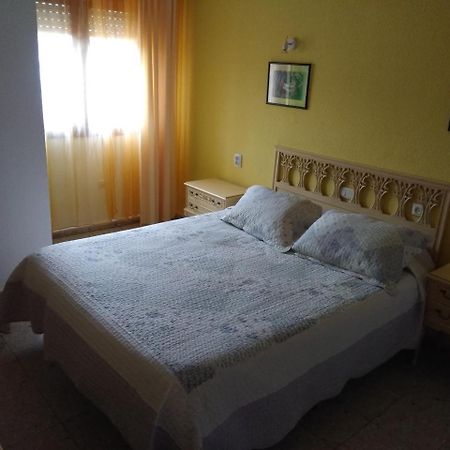 Hostal Avenida Аренас-де-Сан-Педро Экстерьер фото